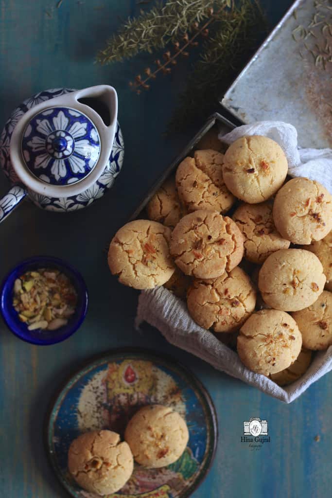 Nankhatai Recipe (Indian eggless shortbread cookies)