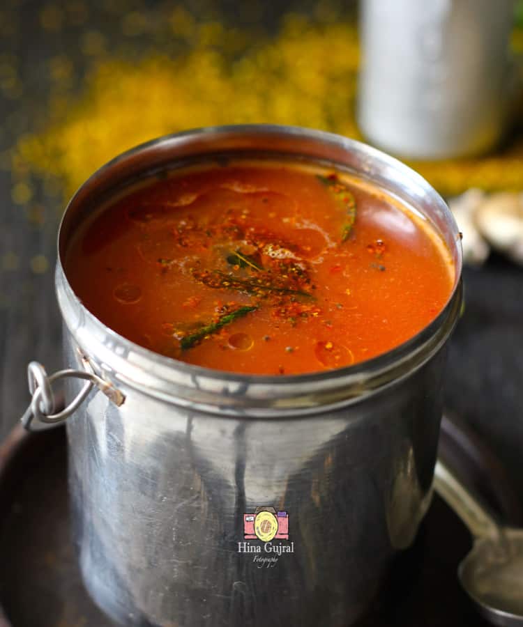 Spicy Tomato and Garlic Rasam Recipe