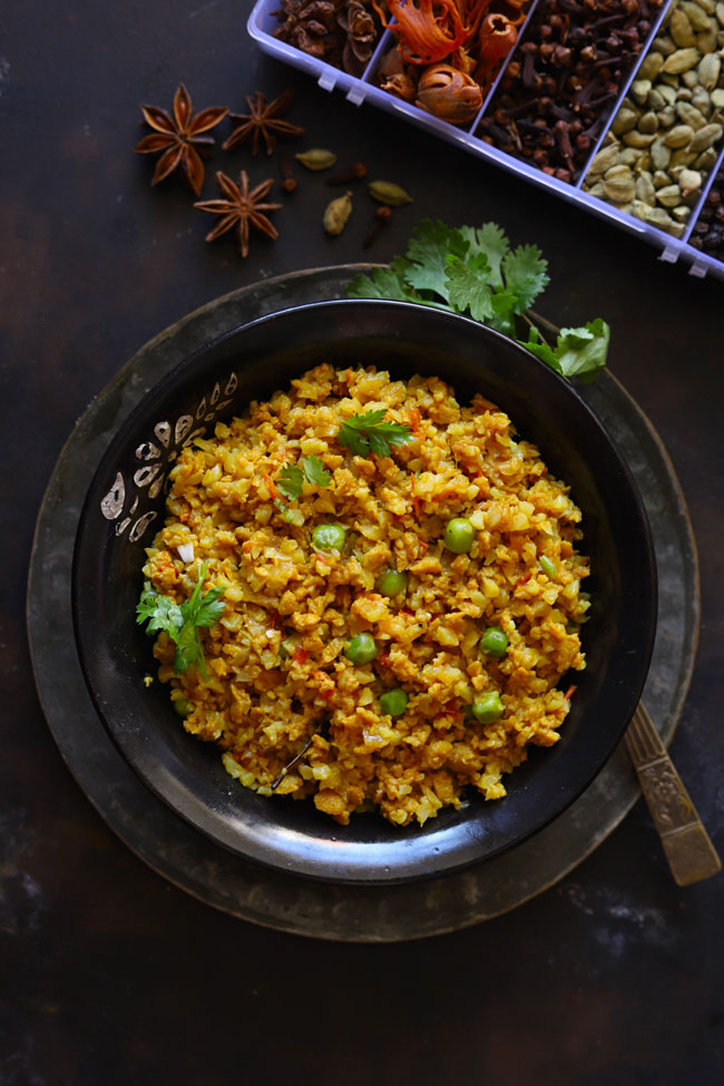 Aerial shot of Vegetarian Keema Curry in a black serving bowl