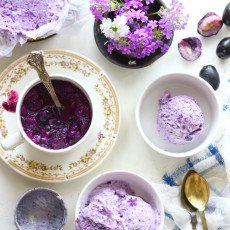 Homemade frozen yogurt tastes better than anything you can buy at store. Try this Jamun (Java Plum) Frozen Yogurt Recipe this season