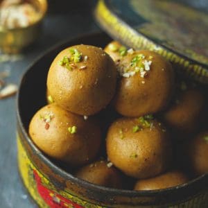 Besan Ladoo