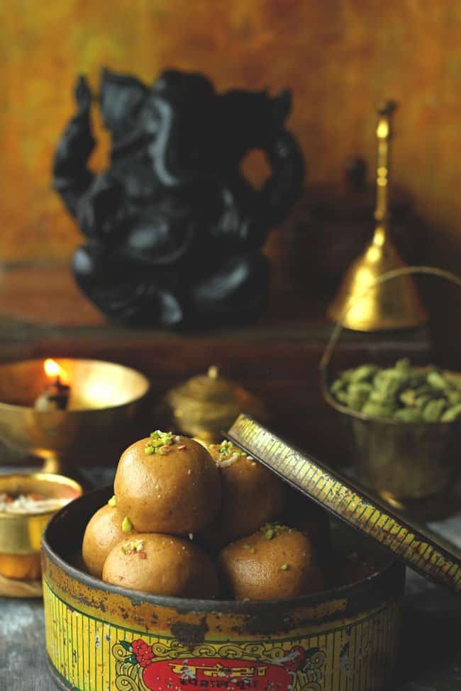 Besan Ladoo is one of the delicious, gluten-free Indian sweet prepared with gram flour and ghee.