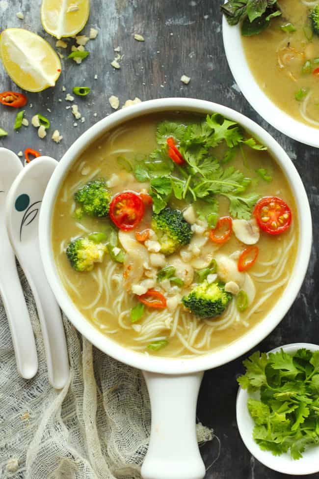 Thai Green Curry Soup (Vegan & Gluten Free) - Fun FOOD Frolic