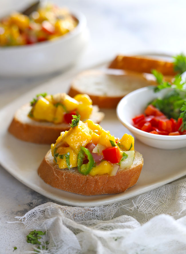 A sweet and spicy vegan mango salsa