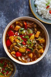 Vegetables in Hot Garlic Sauce is a delicious Chinese style vegetarian gravy