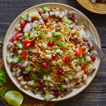 Lobia Chaat With Toasted Peanuts, Pomegranate Seeds