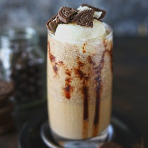 Side shot of starbucks style copycat oreo frappe