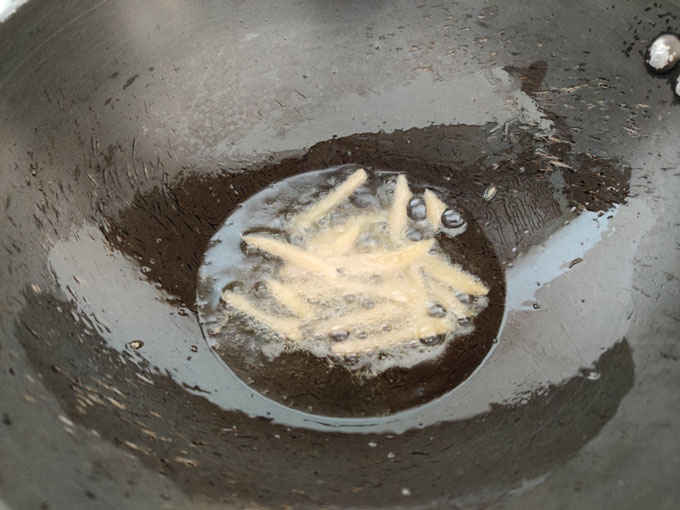 Cooking step of paneer in white gravy