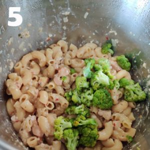making broccoli pasta in an instant pot