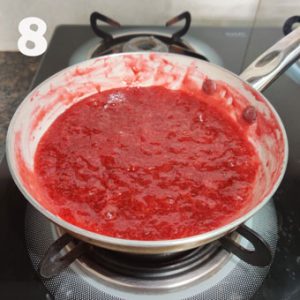 strawberry jam making process