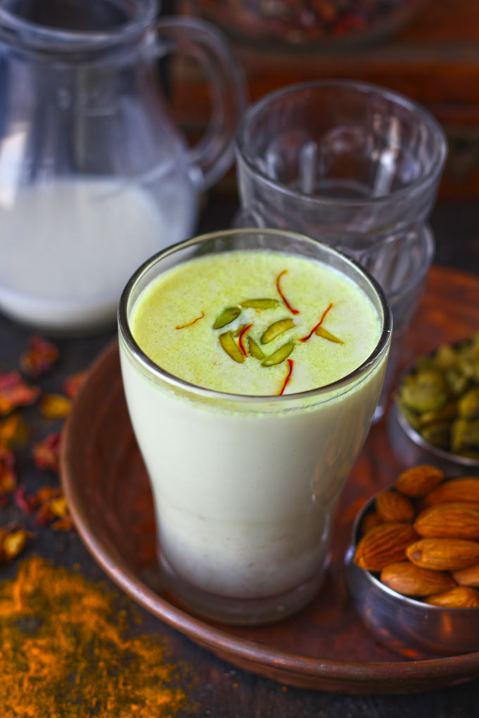 side shot of khas khas doodh in a glass