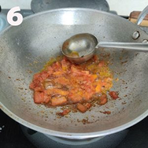 cooking steps of mooli saag