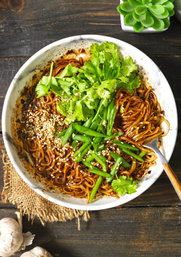 Chili Oil Noodles Recipe (Tik Tok Noodles) Fun FOOD Frolic