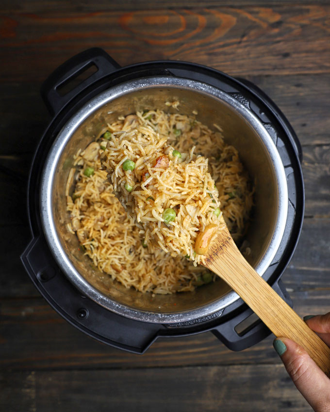 cooking mushroom pulao in an instant pot