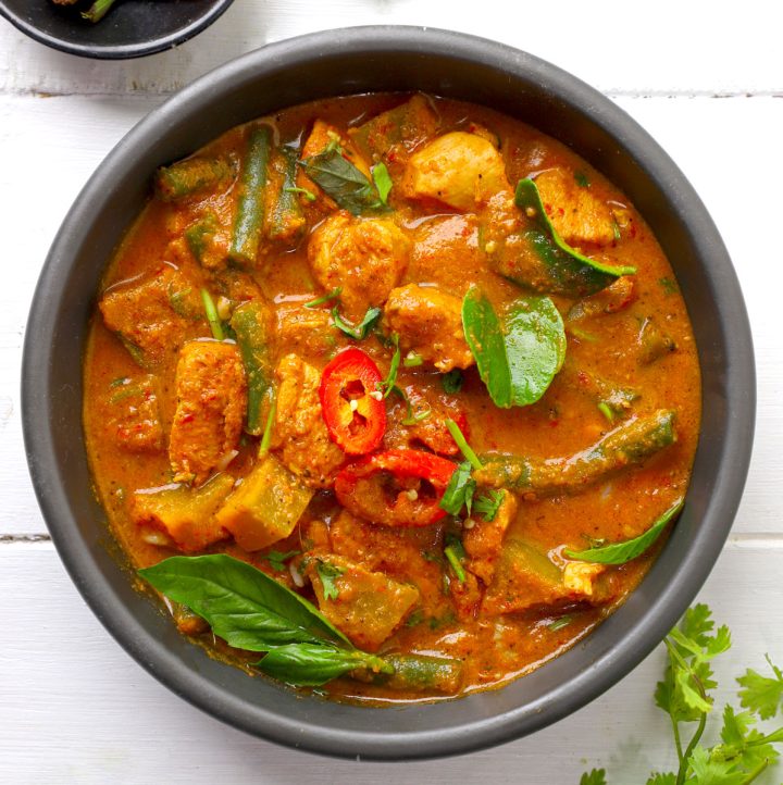 aerial shot of Thai red curry with chicken in a bowl