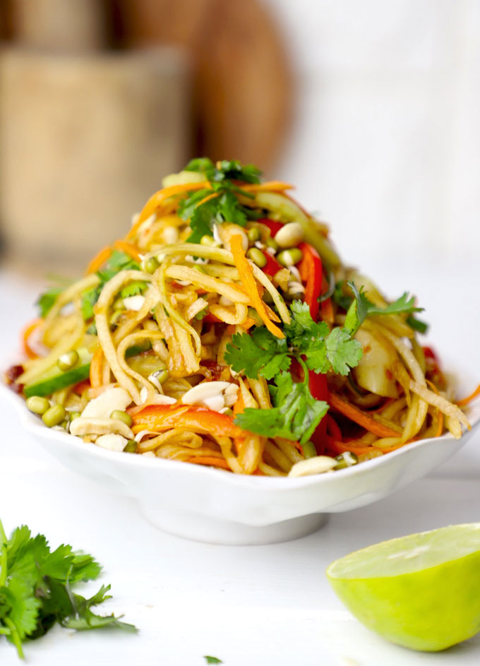 Papaya Salad Recipe (Vegan Som Tam) - Fun FOOD Frolic