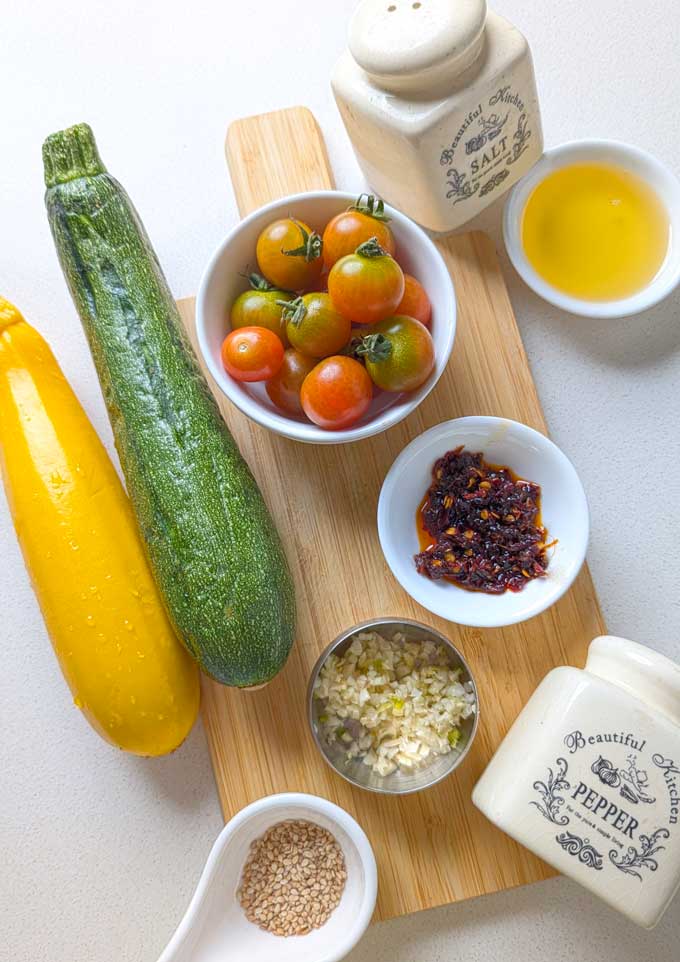 ingredients for making stir fry zucchini noodles.