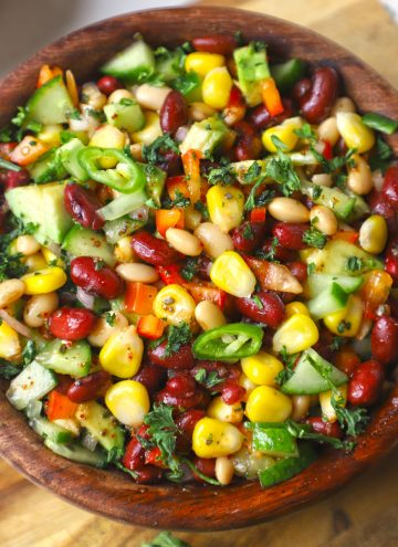 aerial shot of cowboy caviar in a wooden bowl.